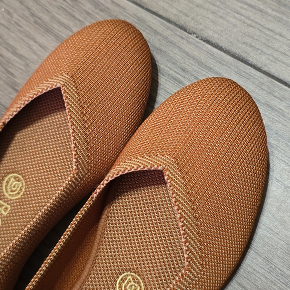 Rothy's The Flat in Fawn, Lightly Used, Almost New, Size 7 - Picture 2 of 10